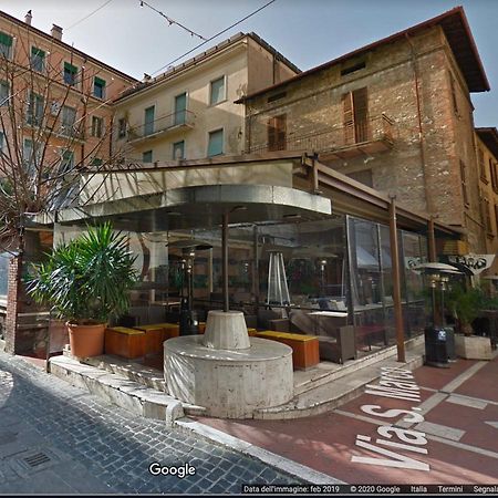 Alloggio Urbano - Centro Storico Terni Bagian luar foto